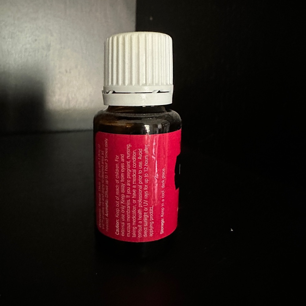 Young Living Grapefruit Essential Oil 15ml Fresh Citrus Wellness Aromatherapy - Picture 4 of 4